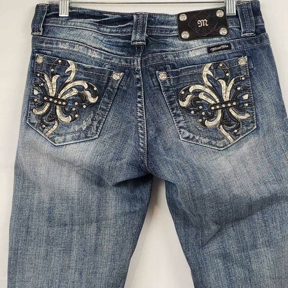 Miss Me Womens Easy Cropped Jeans Blue Stretch Embroidered Medium Wash Denim 28 - Picture 3 of 12